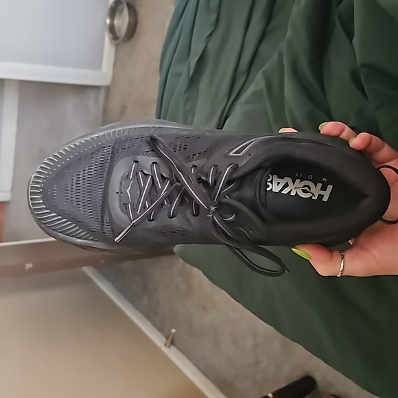 Hokas